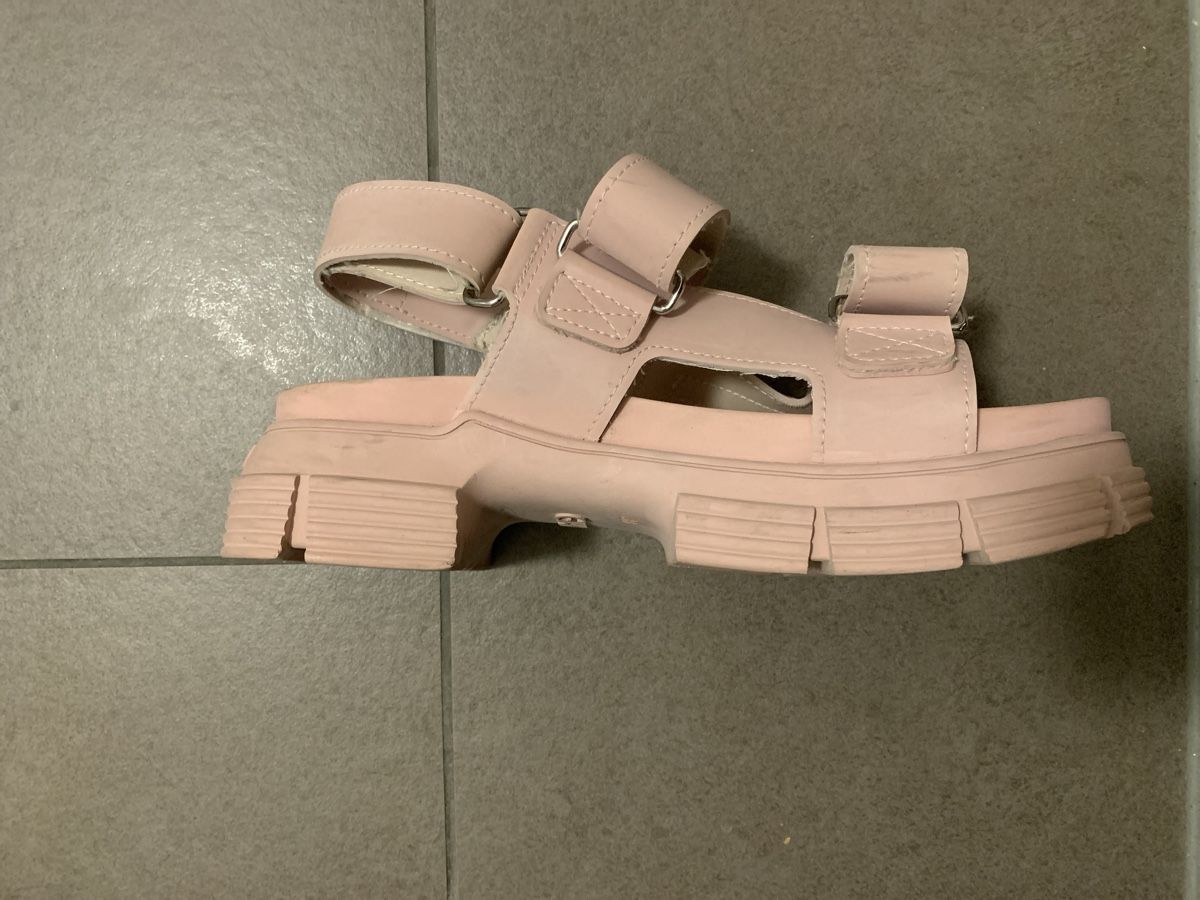 Ganni Scarpe da donna: Sandalen Kautschuck vom GANNI – Usato da Baden venduto da Esmipesmi 3