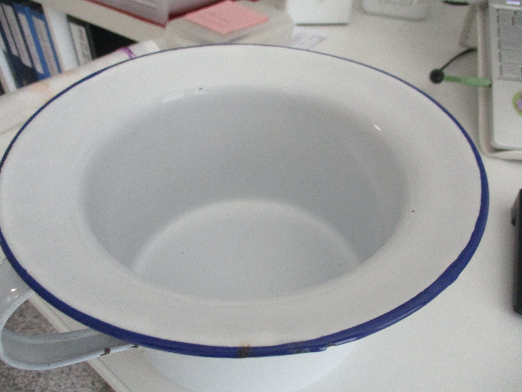 Casseroles: Nachttopf Emaille 22cm – D'occasion à Wil SG par garou40 1