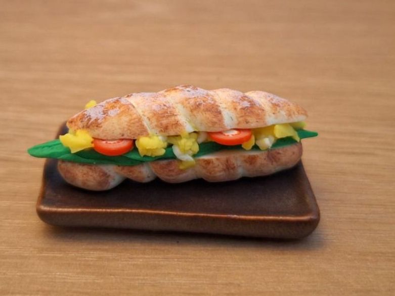 Case e mobili per bambole: Handmade Belegtes Party Brot – Nuovo (secondo la descrizione) da Zürich venduto da HandmadeTinyFood