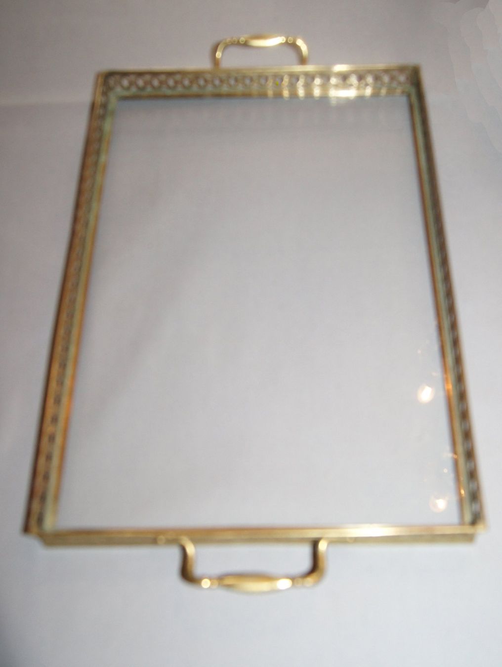 Tablet PC: Antikes Serviertablett Messingeinfassung mit Glas – Gebraucht aus Geroldswil von ARTEFACTO