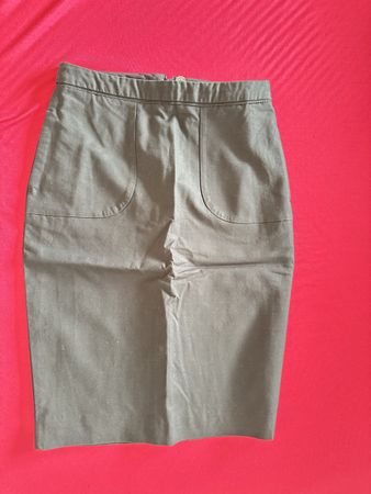 Tommy Hilfiger black pencil skirt, Size 4, perfect condition