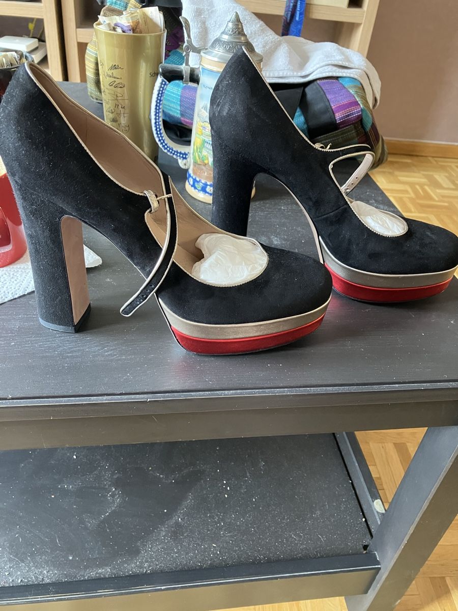 Valentino Scarpe da donna: Valentino Platform Mary Jane Pump – Nuovo (secondo la descrizione) da Basel venduto da DanF85