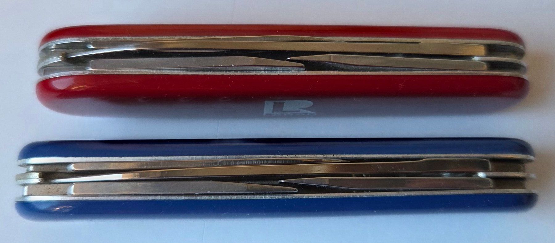 Victorinox Coltelli tascabile: 2 Victorinox Sackmesser Larag – Usato da Gossau SG venduto da tenerife11 1