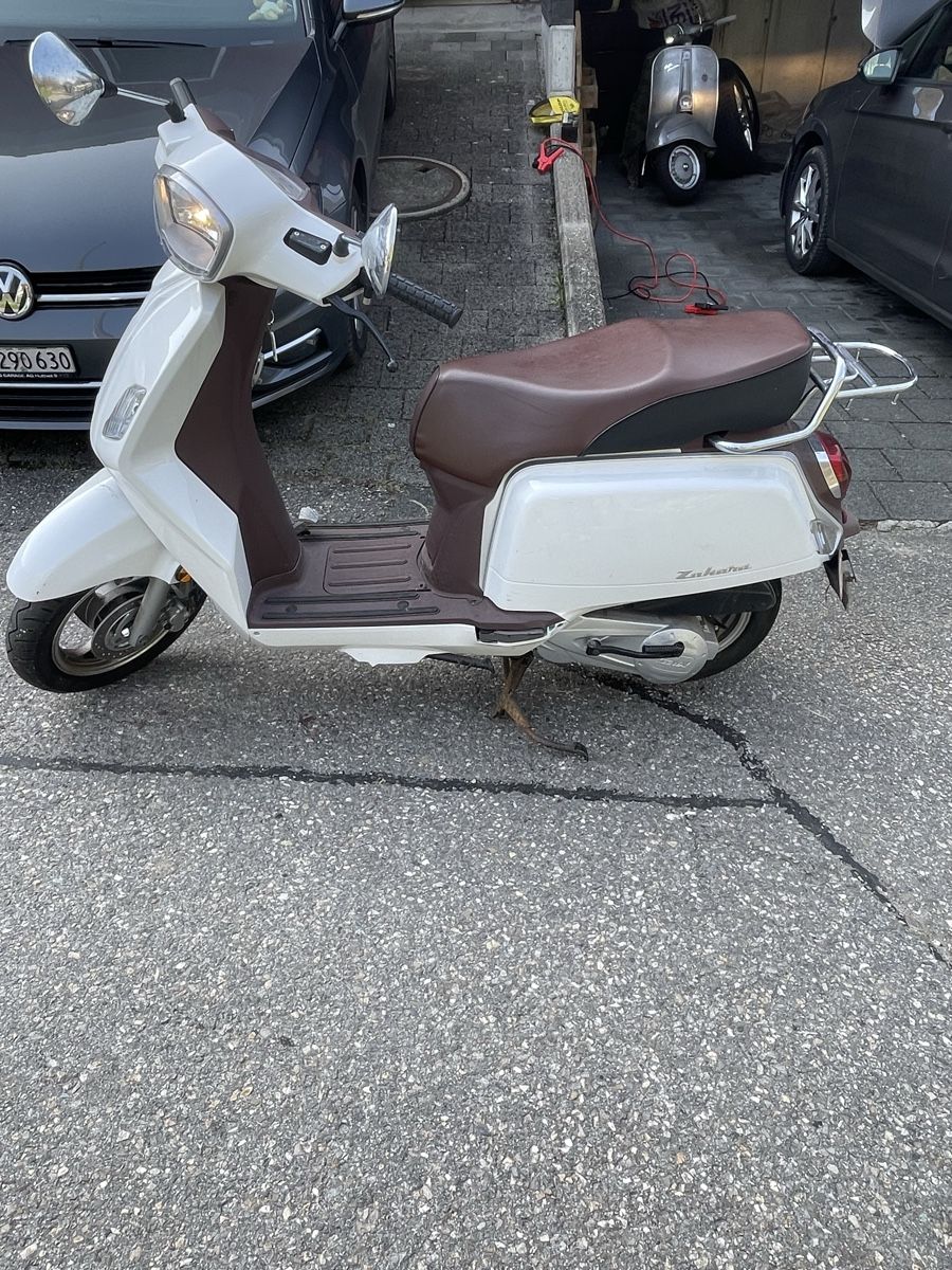 Tell Scooter: Tell Zahara 125 – Difettoso da Huttwil venduto da Puchmaxis00 5