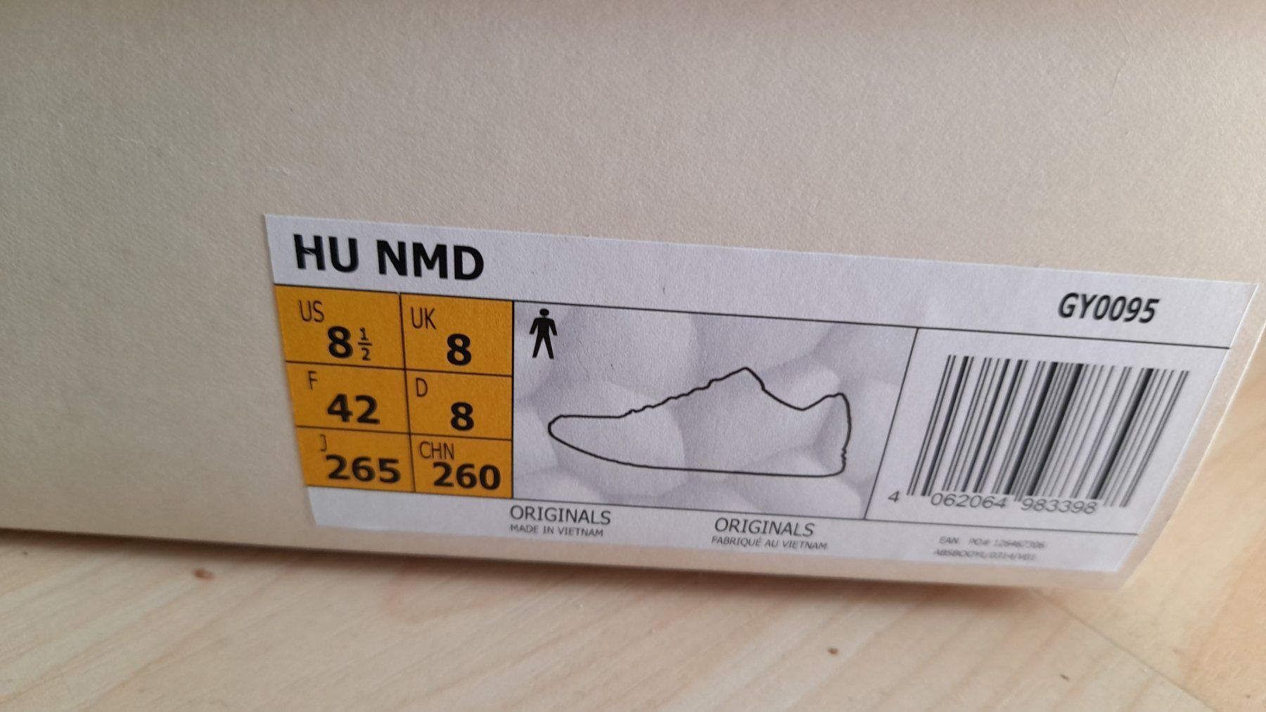 Adidas Herrenschuhe: Pharrell Williams x Adidas NMD HU Bright Orange – Neu und originalverpackt aus gränichen von baktus1 3
