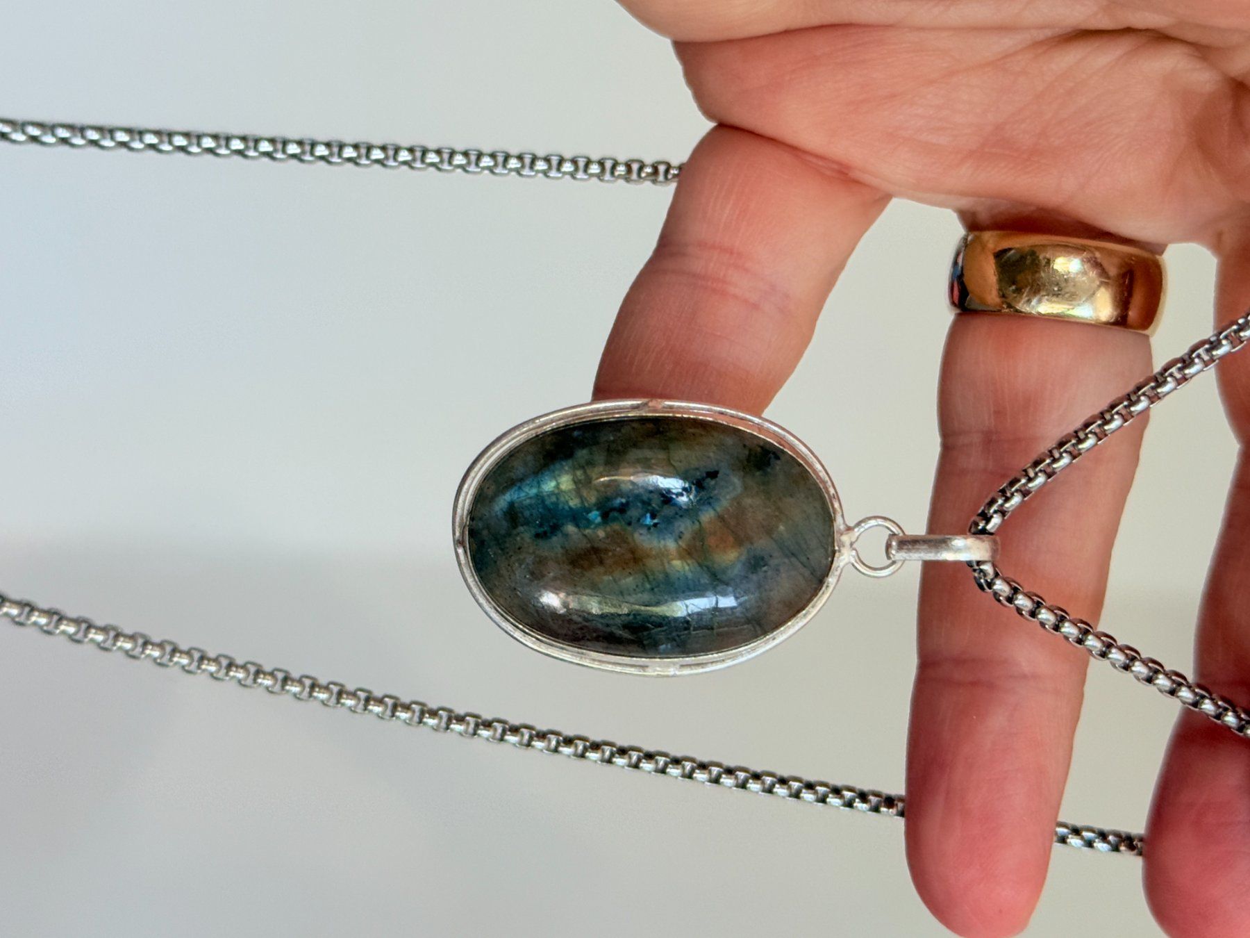 Catenine: Collier vintage avec pierre de Labradorite véritable✨ – Nuovo e nell'imballaggio originale da Genève venduto da AWWA 1
