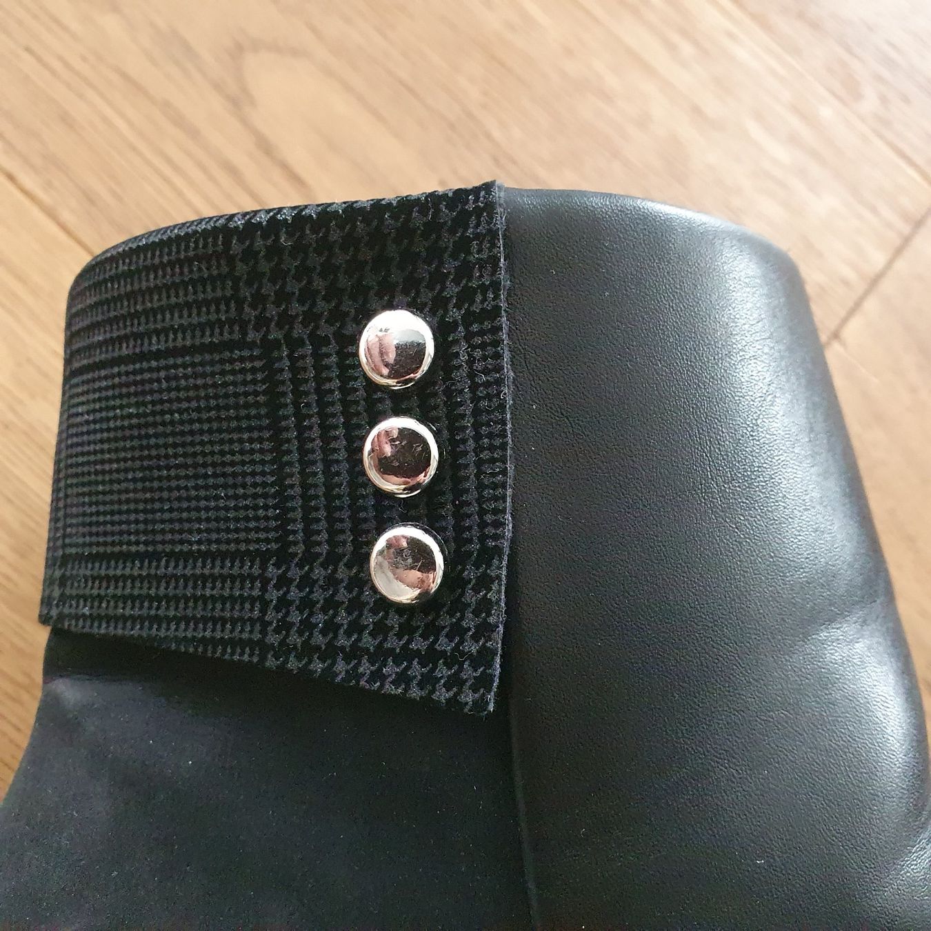 Damenschuhe: Stiefel/Stiefeletten/Boots Grösse 39 – Gebraucht aus Römerswil LU von cfm_j789 2