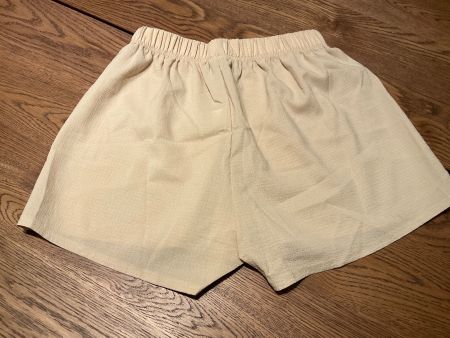 Bequeme Sommer Shorts Grösse S - Farbe Beige  Neuwertig!