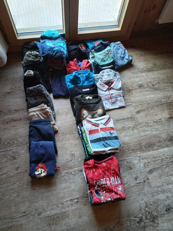 49 Teile!!! Grosses Kleiderpaket Gr.110 Junge 