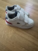 Baskets Lacoste enfant blanc et rouge, taille 25.
