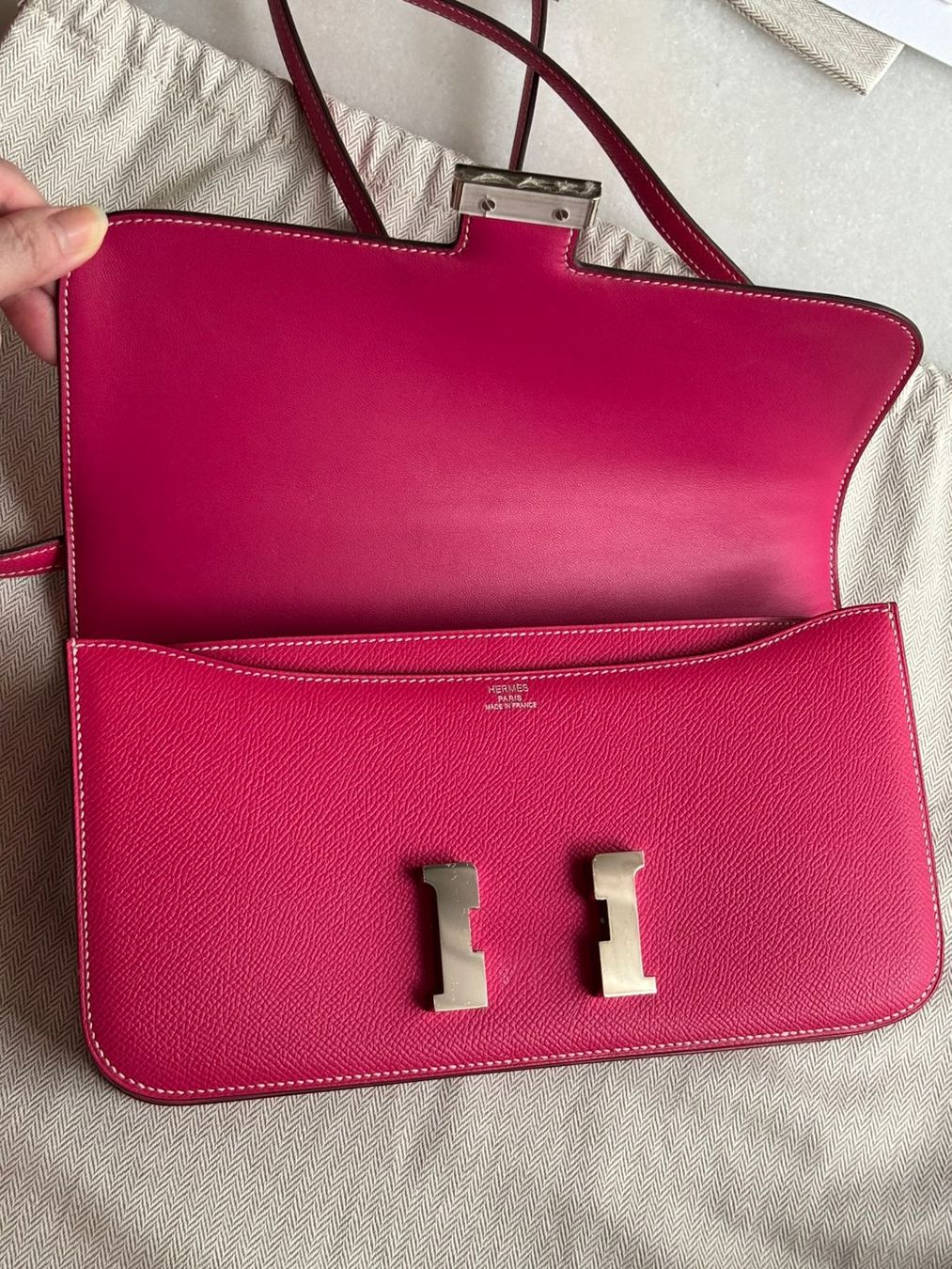 Hermès Borse da donna: Hermes Constance Elan Candy Rose Tyrien Epsom Phw Q orirecpt – Usato da Zürich venduto da RoastedCocoNut 1