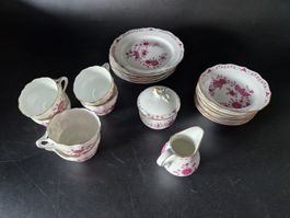 HUTSCHENREUTHER Geschirrset aus Porzellan