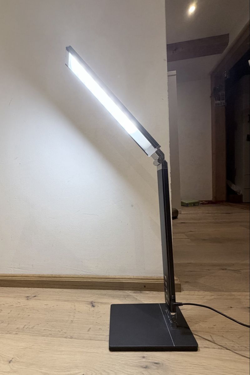 Lampade: Tischlampe LED – Usato da Bauma venduto da Sam077 1