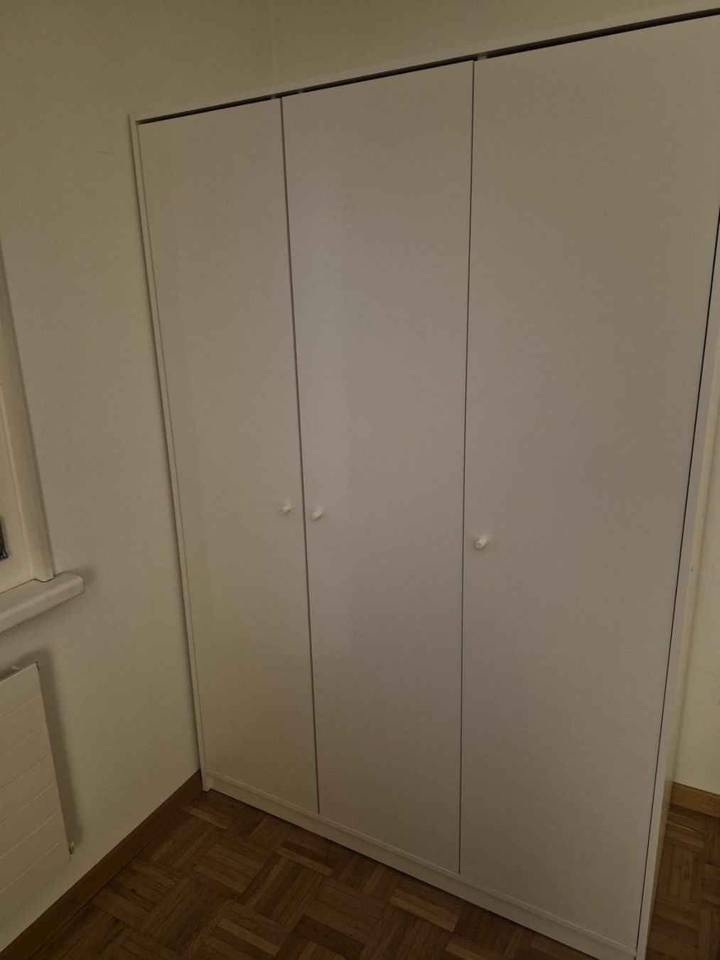Ikea Armadi: Ikea KLEPPSTAD Weisser Kleiderschrank – Usato da St. Gallen venduto da remi_lf