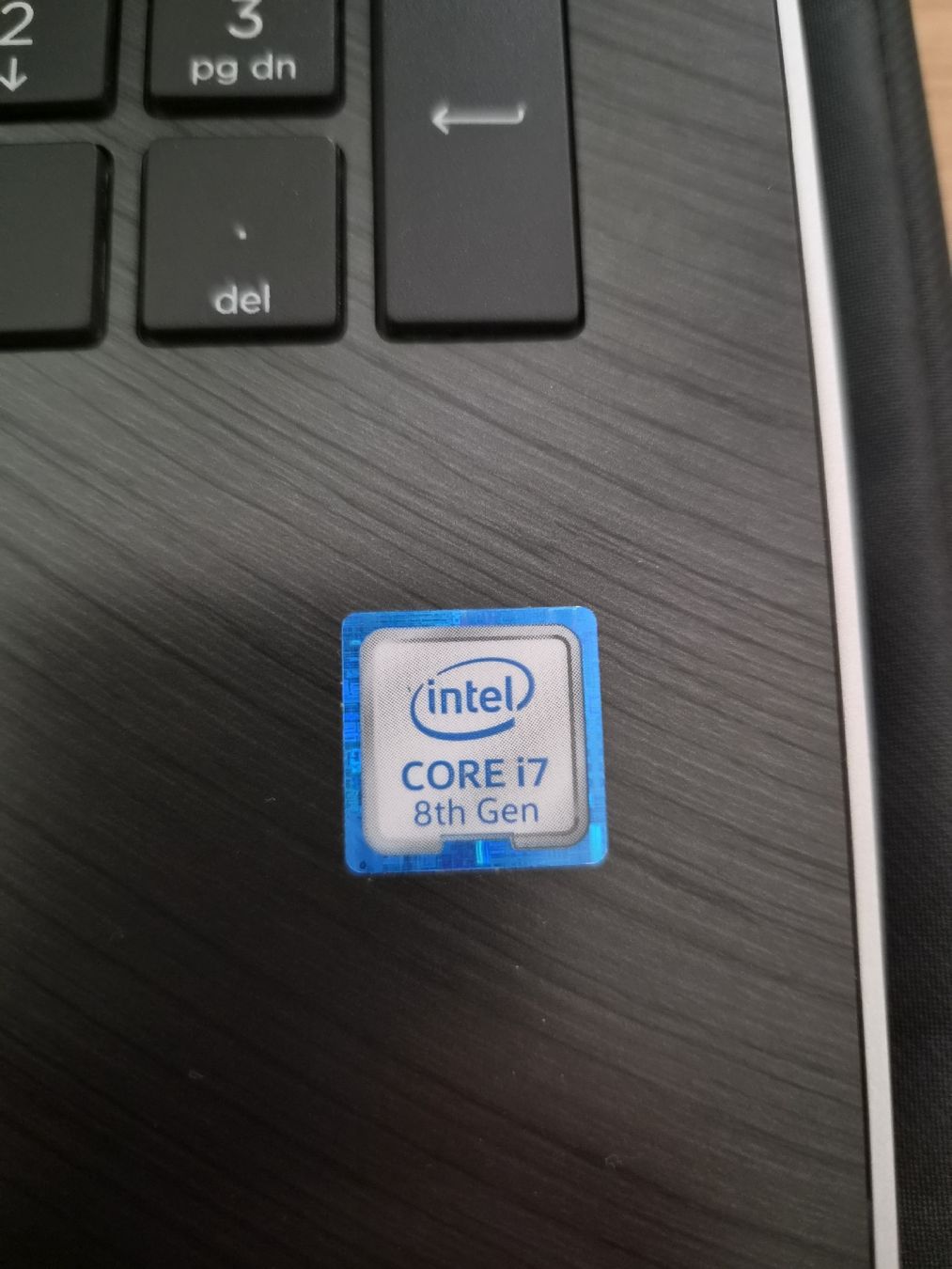 Hewlett Packard Notebook: HP Laptop mit Hülle – Usato da Dübendorf venduto da kibby90 6