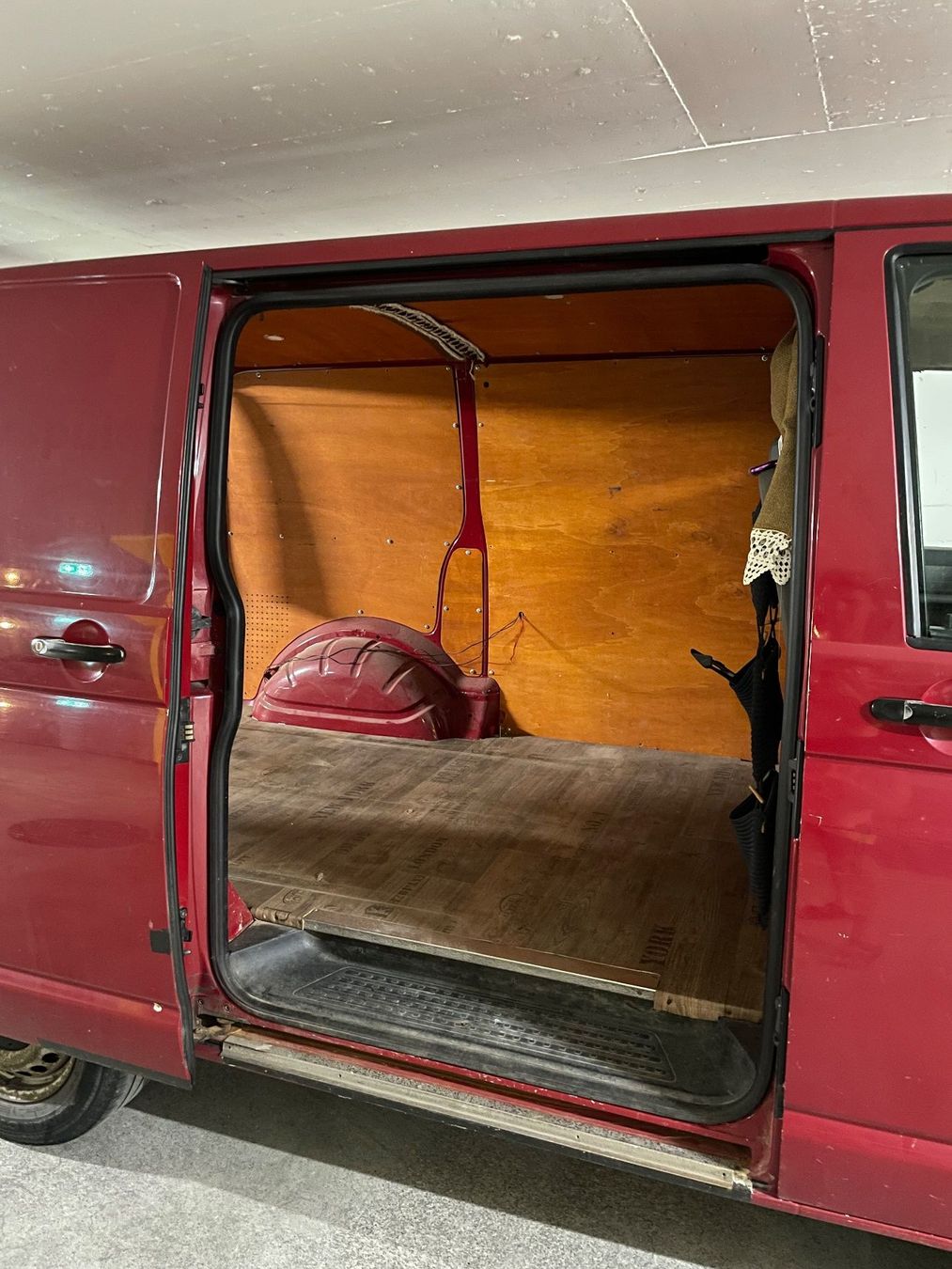 VW Nutzfahrzeuge: VW T5.1 Transporter 2.5 TDI – Gebraucht aus Oberkirch LU von Manuel_Haefliger 4