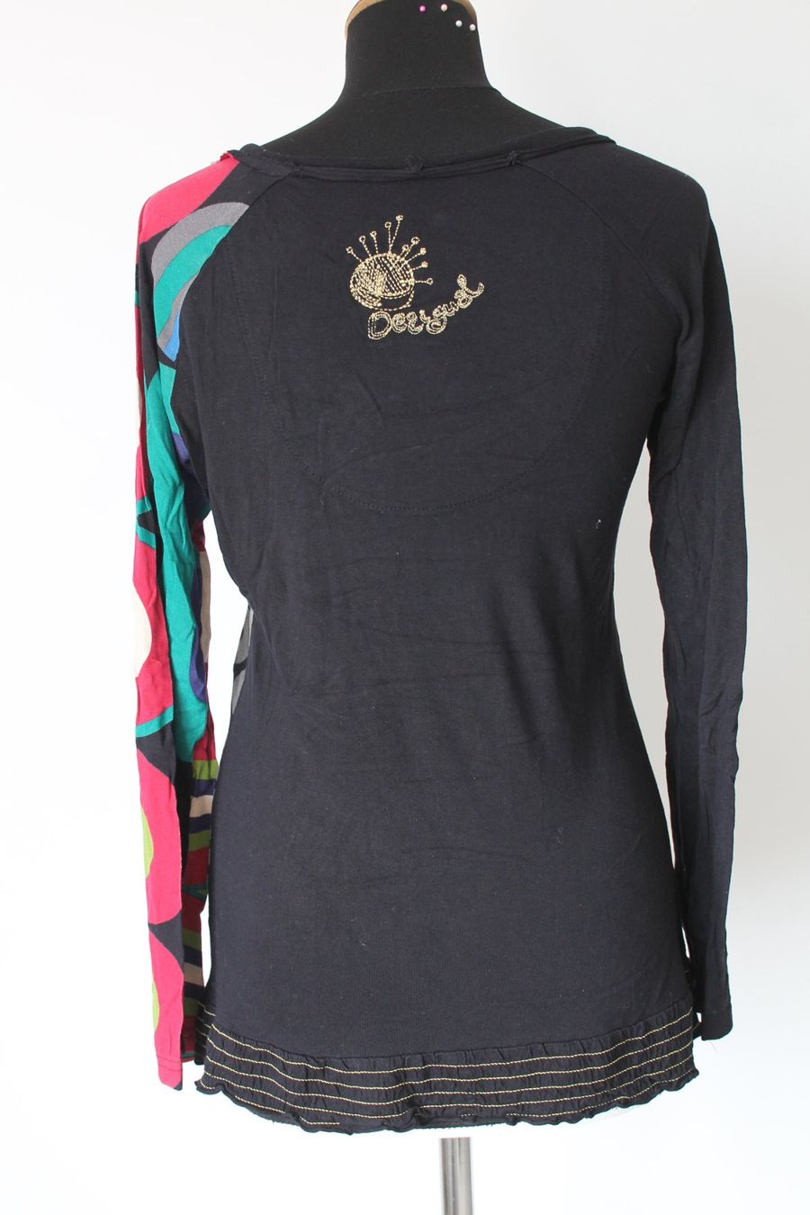 Desigual Pullover & Sweatshirts: Sweatshirt DESIGUAL taille M – Gebraucht aus Chez-le-Bart von jasse 1