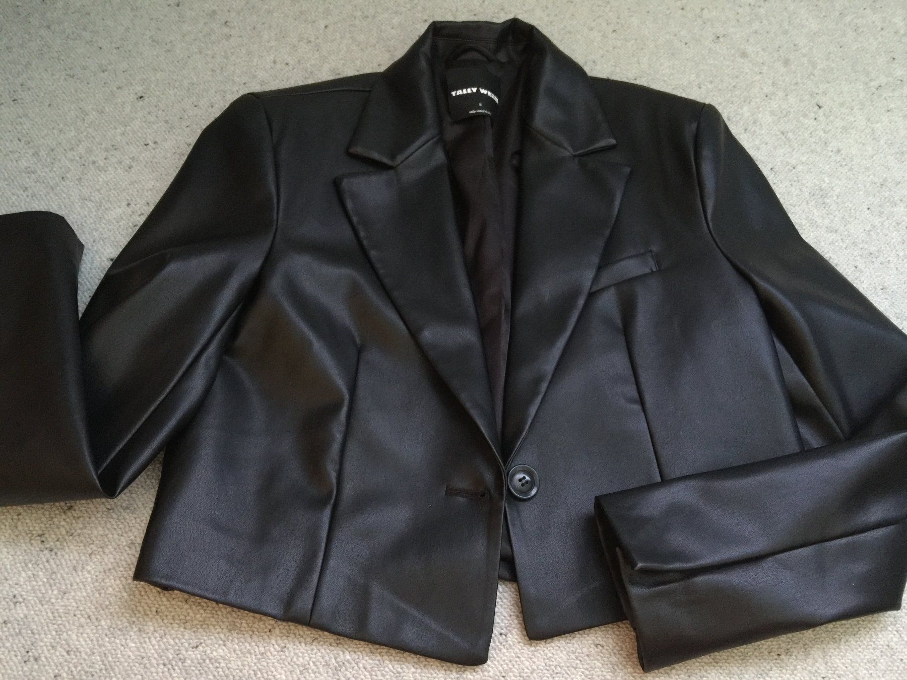 Giacche: DAMEN KUNSTLEDER JACKE – Nuovo (secondo la descrizione) da NEUENEGG venduto da Antikfrau
