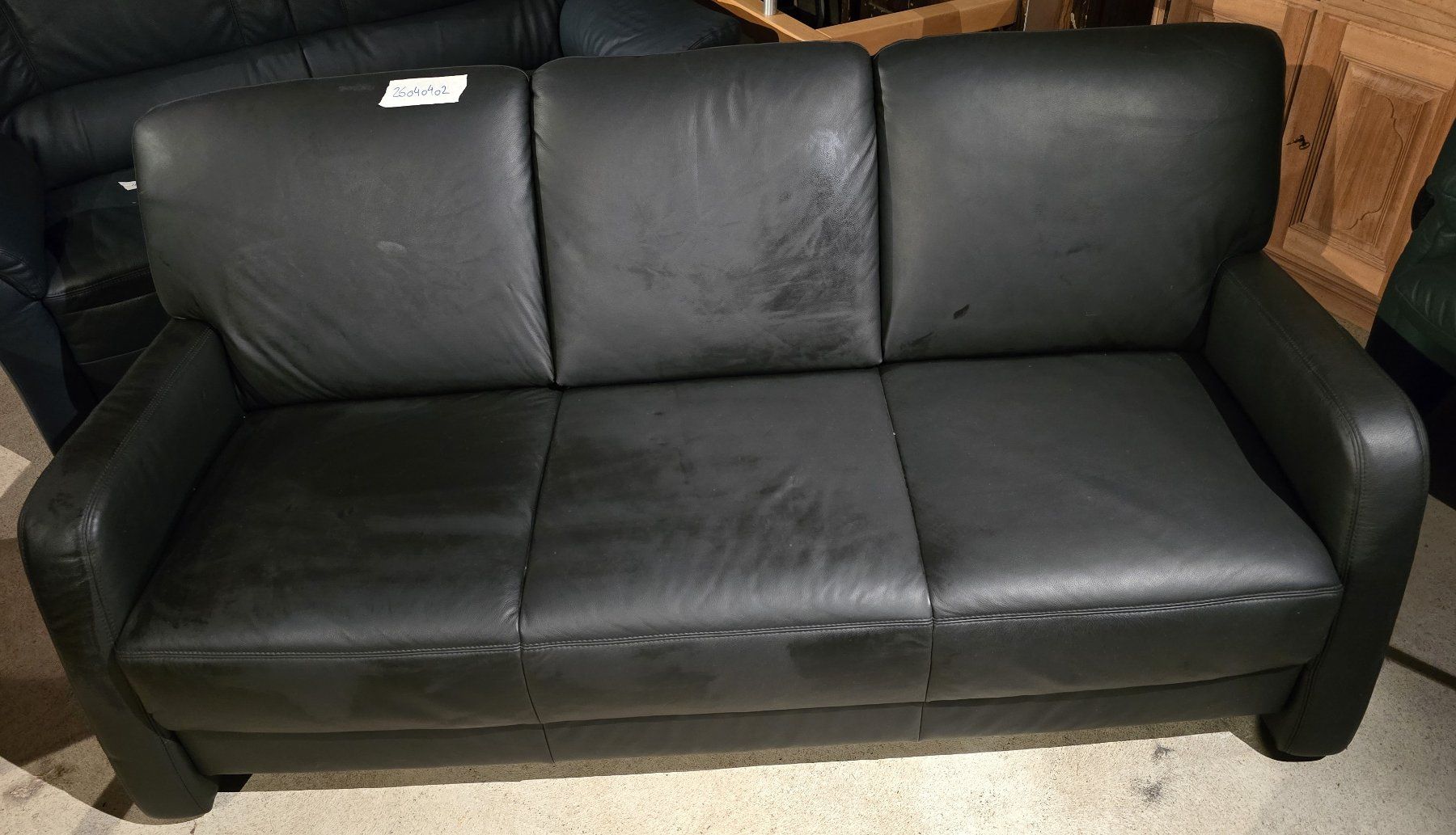 Sofas: 3er Sofa Kernleder schwarz Fa. Hummel – Gebraucht aus Rorschacherberg von snOOpydOg11