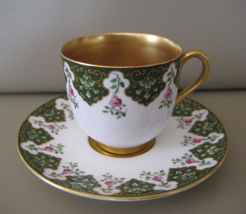 Royal Worcester Tassen