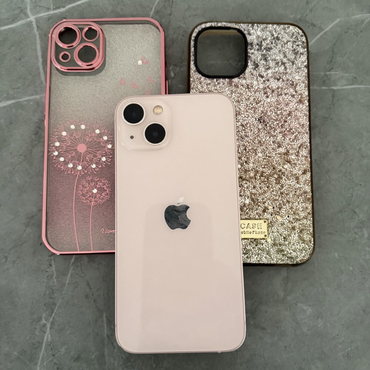 Apple Telefoni cellulari / Smartphones: iPhone 13 265 GB – Nuovo (secondo la descrizione) da Wallisellen venduto da Nataschab0