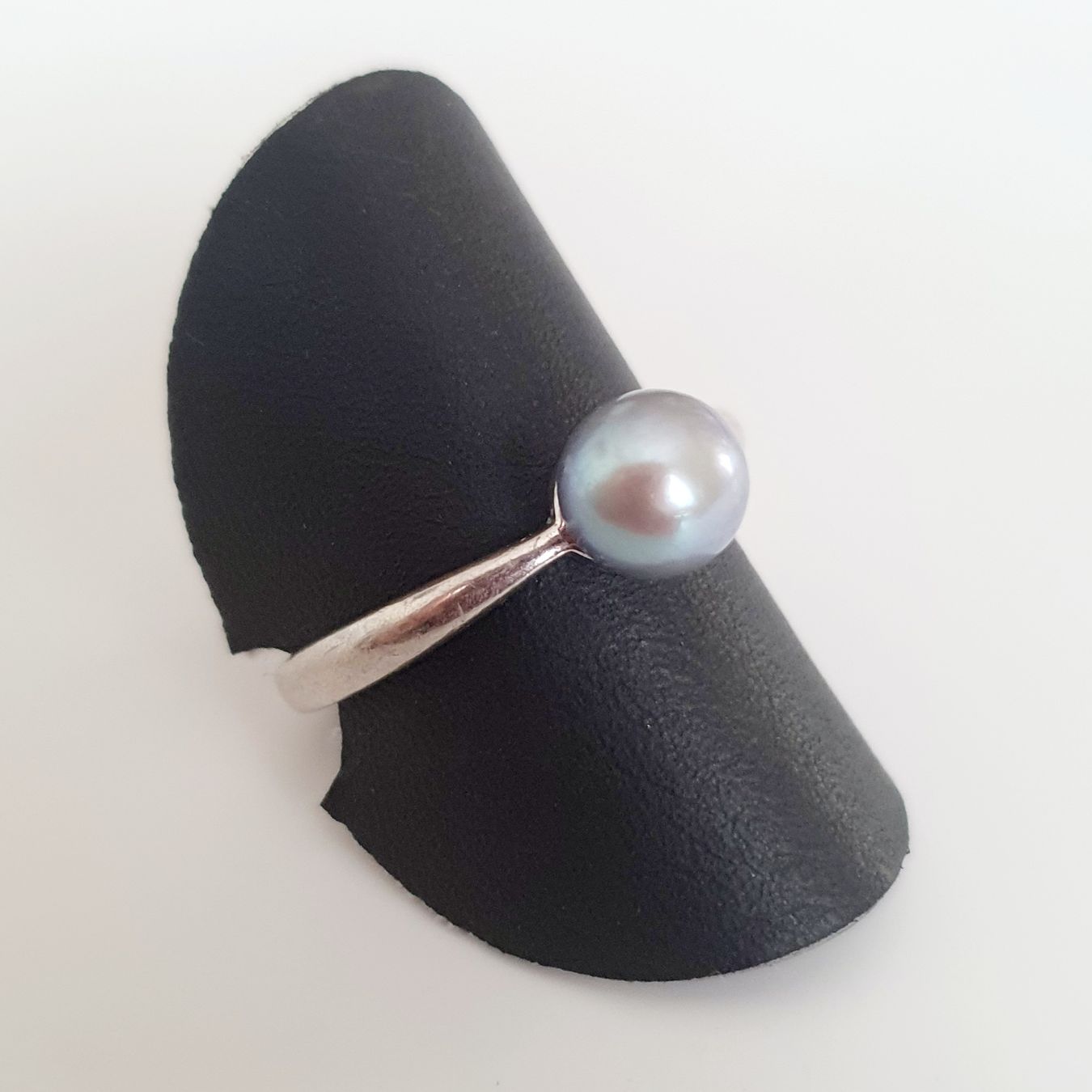 Anelli: Silberring 925 mit grauer Perle, Grösse 19.1 mm. – Usato da Kreuzlingen venduto da Wunderkiste123 4