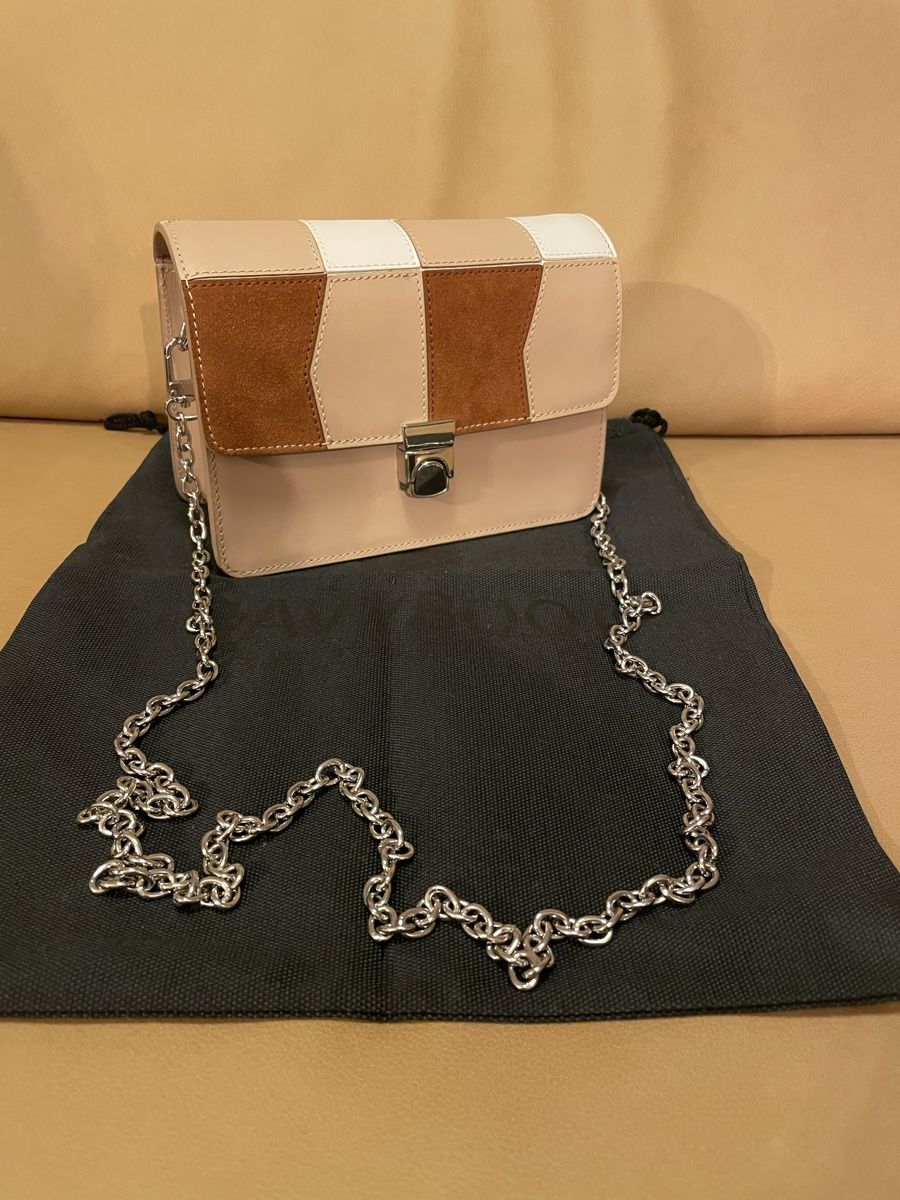 Navyboot Borse da donna: NAVYBOOT Crossbody Bag – Nuovo (secondo la descrizione) da Corcelles NE venduto da gingerbrain