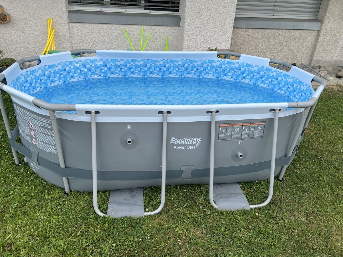 Bestway Schwimmbad: Bestway Pool mit Sandfilter Pumpe  – Gebraucht aus Buchs ZH von man_v7y7 1