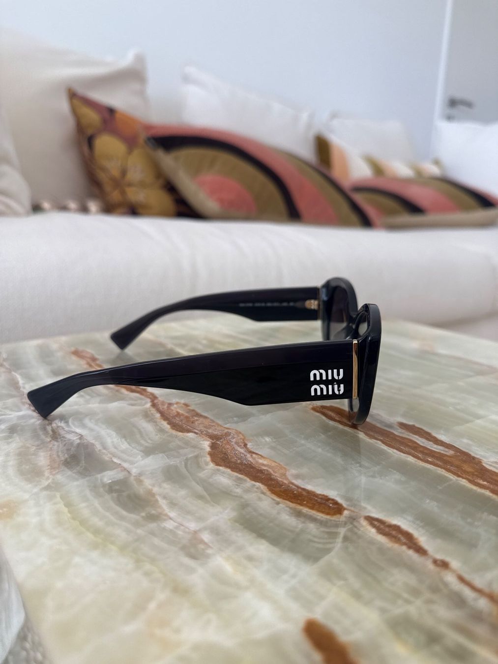 Miu Miu Occhiali & Lenti: Miu Miu Sonnenbrille – Usato da Wädenswil venduto da vilgar 2