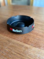 Cendrier ancien Marlboro noir