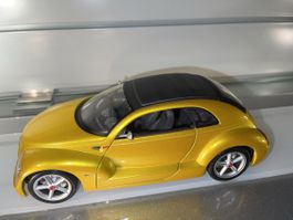 Chrysler Pronto Cruizer Concept Car Modellauto Gold 1:18