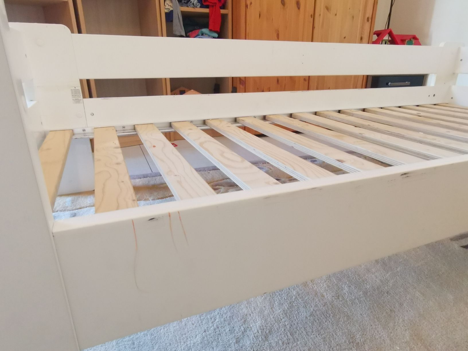 Betten: Kinderbett 90x200 – Gebraucht aus Schlieren von mir_r7jl