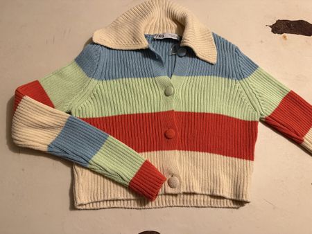 Zara Strickjacke mit bunten Streifen, Grösse s, Top Zustand