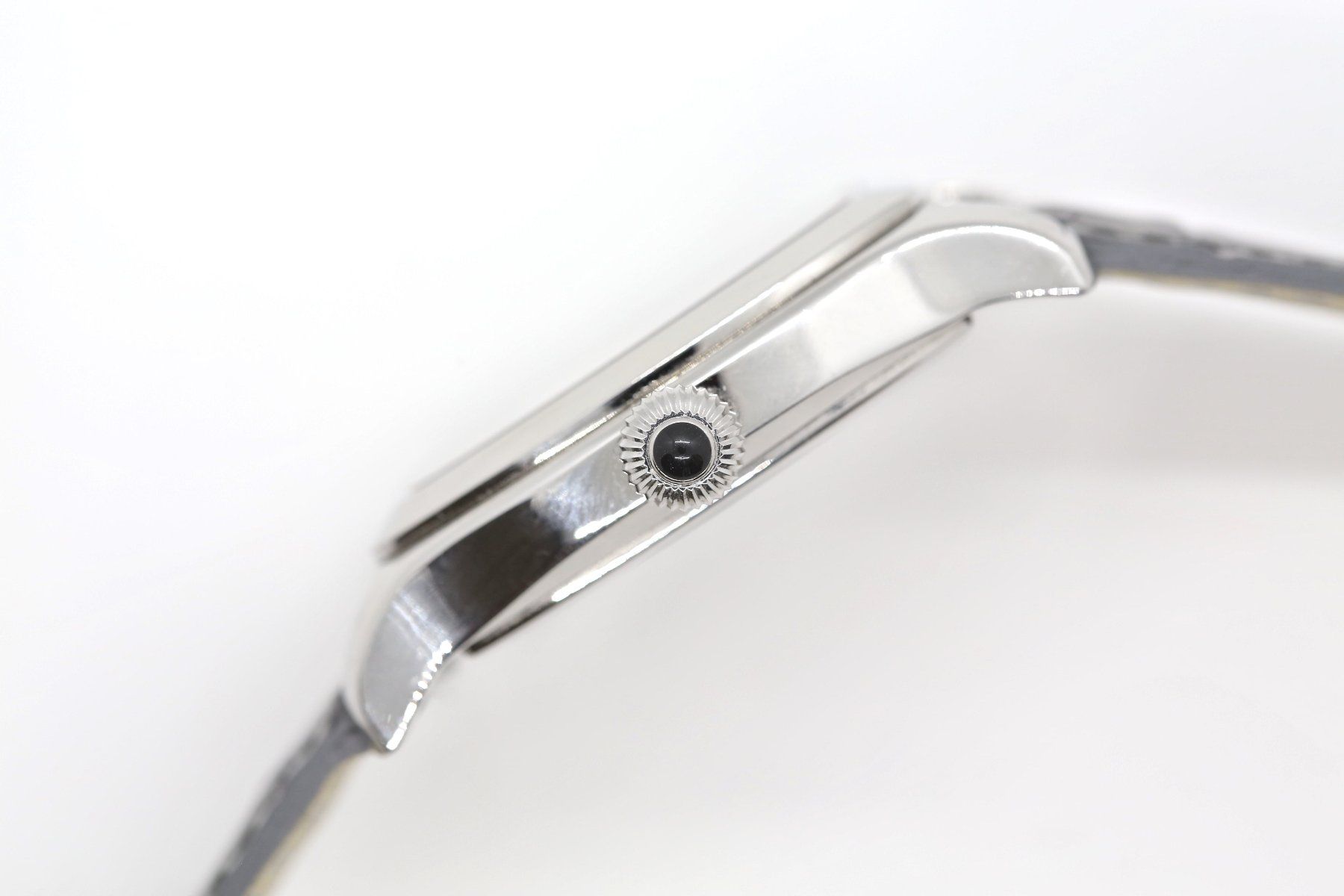 Revue Thommen Orologi: Revue Thommen Tonneau Herrenuhr – Usato da Reinach BL venduto da Han-Numismatik 3