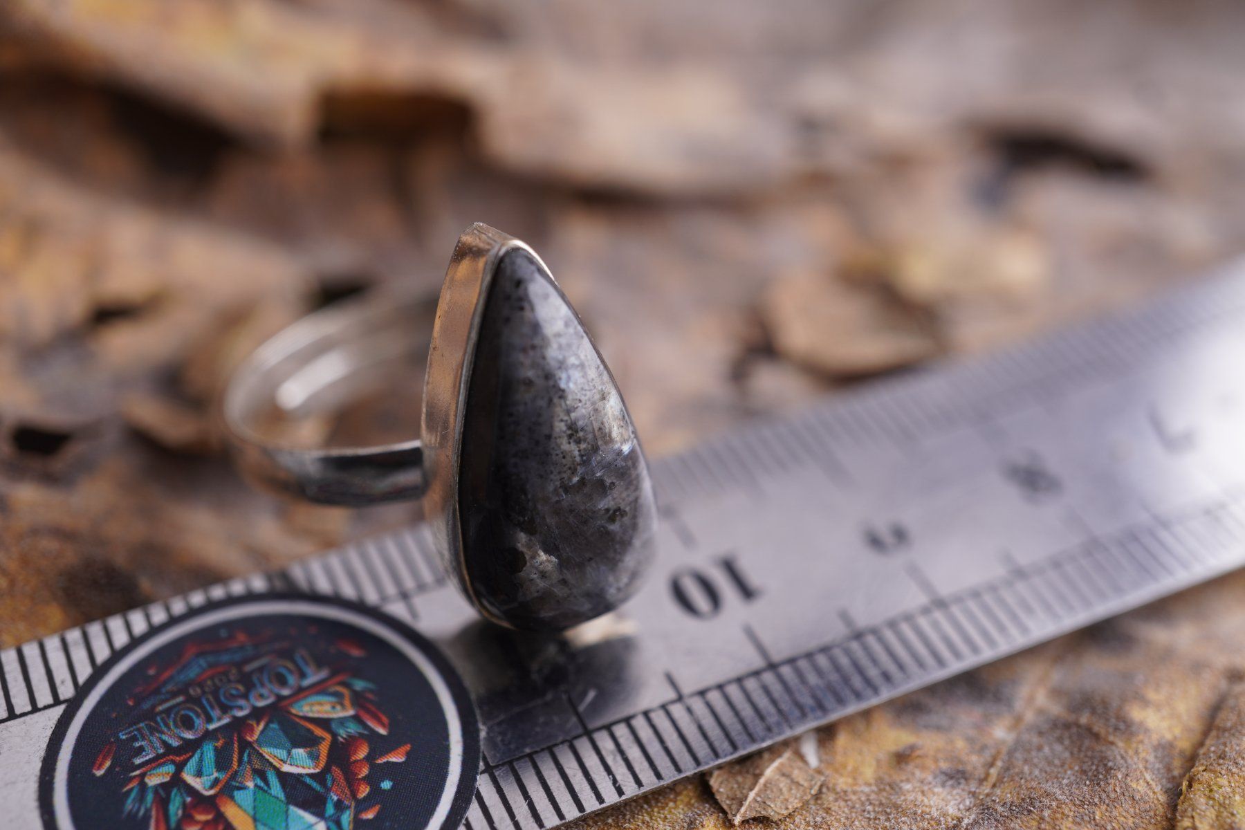Minerali & Pietre curative: Larvikit     Variable Grösse Ring – Räumung  ab 1.- – Nuovo (secondo la descrizione) da Eschenbach SG venduto da topstone 2