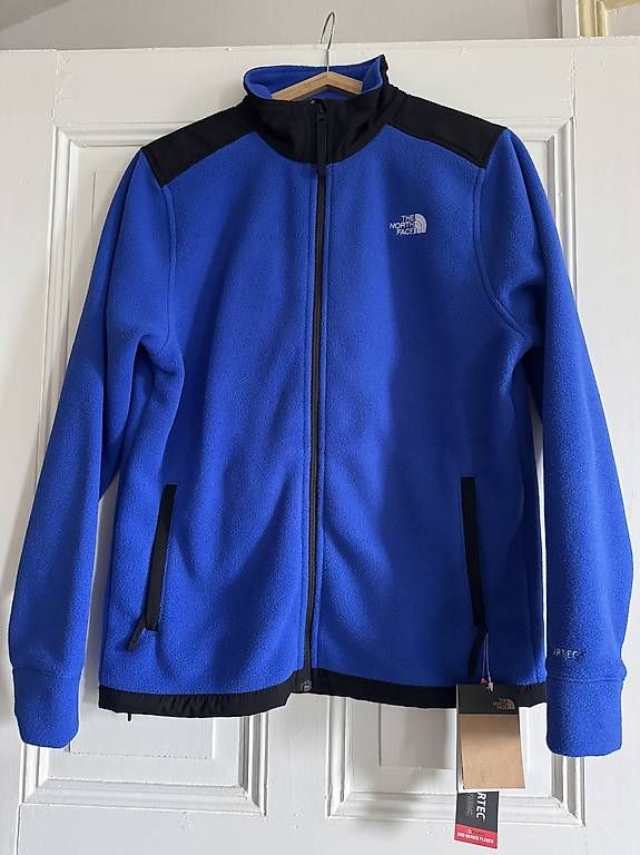 North Face Pullover & Sweatshirts: NEU North Face Fleecejacke S/M – Neu und originalverpackt aus Thun von DascheLii