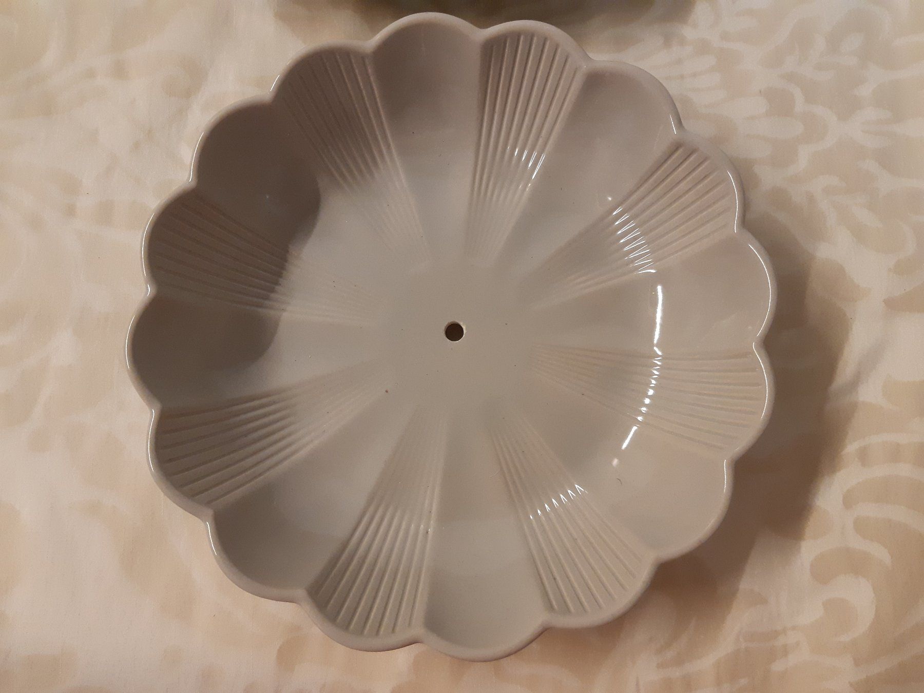Piatti di portata: verschiedene grosse Etagere – Usato da Studen SZ venduto da Handwerkstatt9698 2