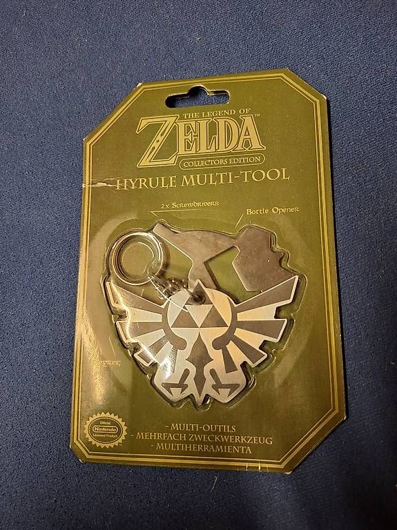 Statuette: Zelda Collectors Edition - Hyrule Multi-Tool OVP – Usato da Obfelden venduto da Epstone