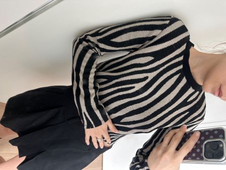 Zebra pullover mit Schulterpolster XS