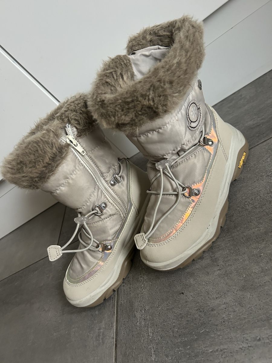 Scarpe per ragazze: Winterstiefel, Grösse 30 – Usato da Engelburg venduto da Quinti15 2