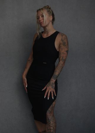BJ : Robe Longue Fendue en L