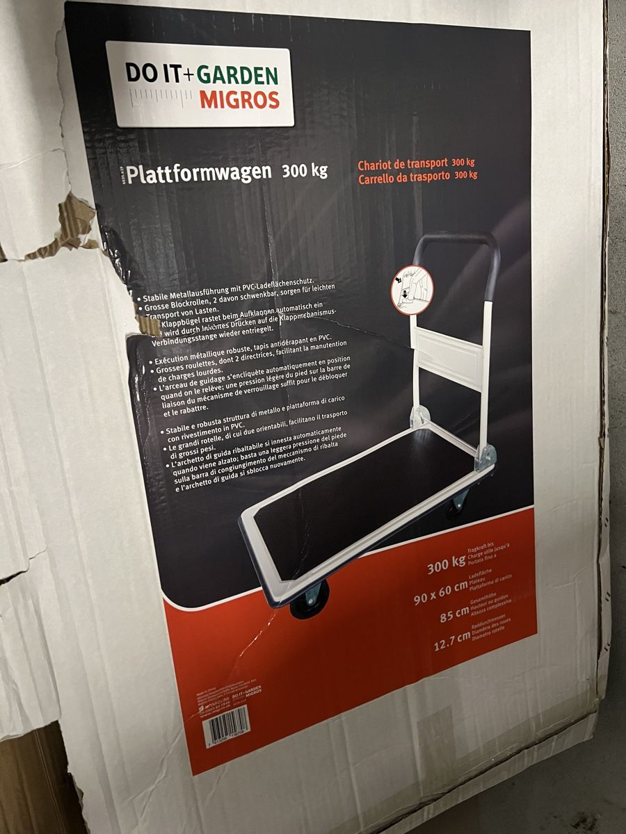 Carrelli di trasporto: Neuer Plattformwagen 60x90cm – Nuovo e nell'imballaggio originale da Seewen SZ venduto da Missholdi