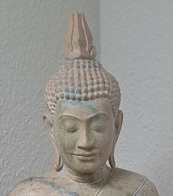 Sculture & Statue: Bouddha en pierre taillée – Nuovo (secondo la descrizione) da Soral venduto da StefGeneva 1