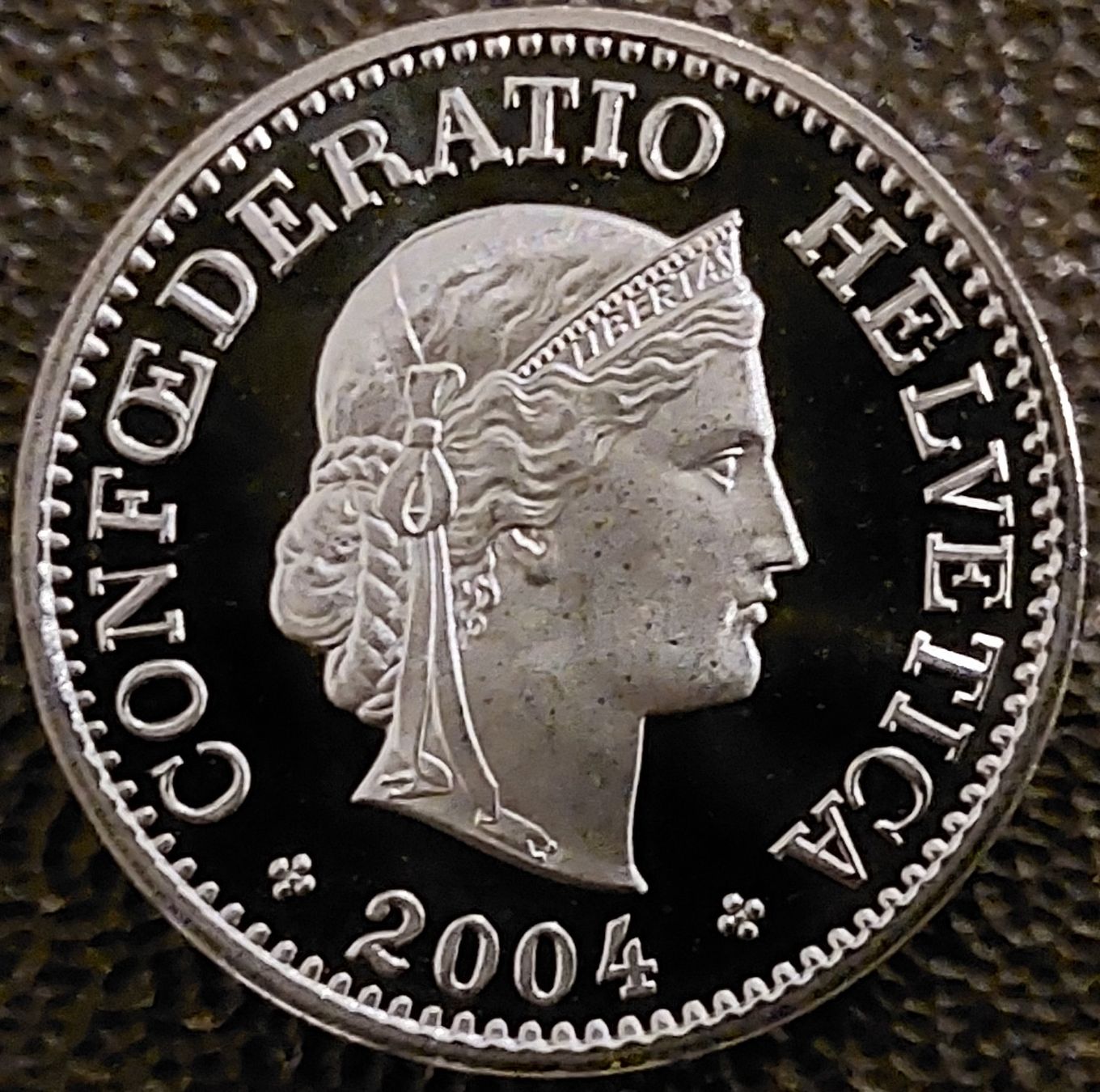 Tutti le monete: 10 Rappen 2004 stgl. / aus Münzsatz – Nuovo (secondo la descrizione) da Arch venduto da coinsandmore