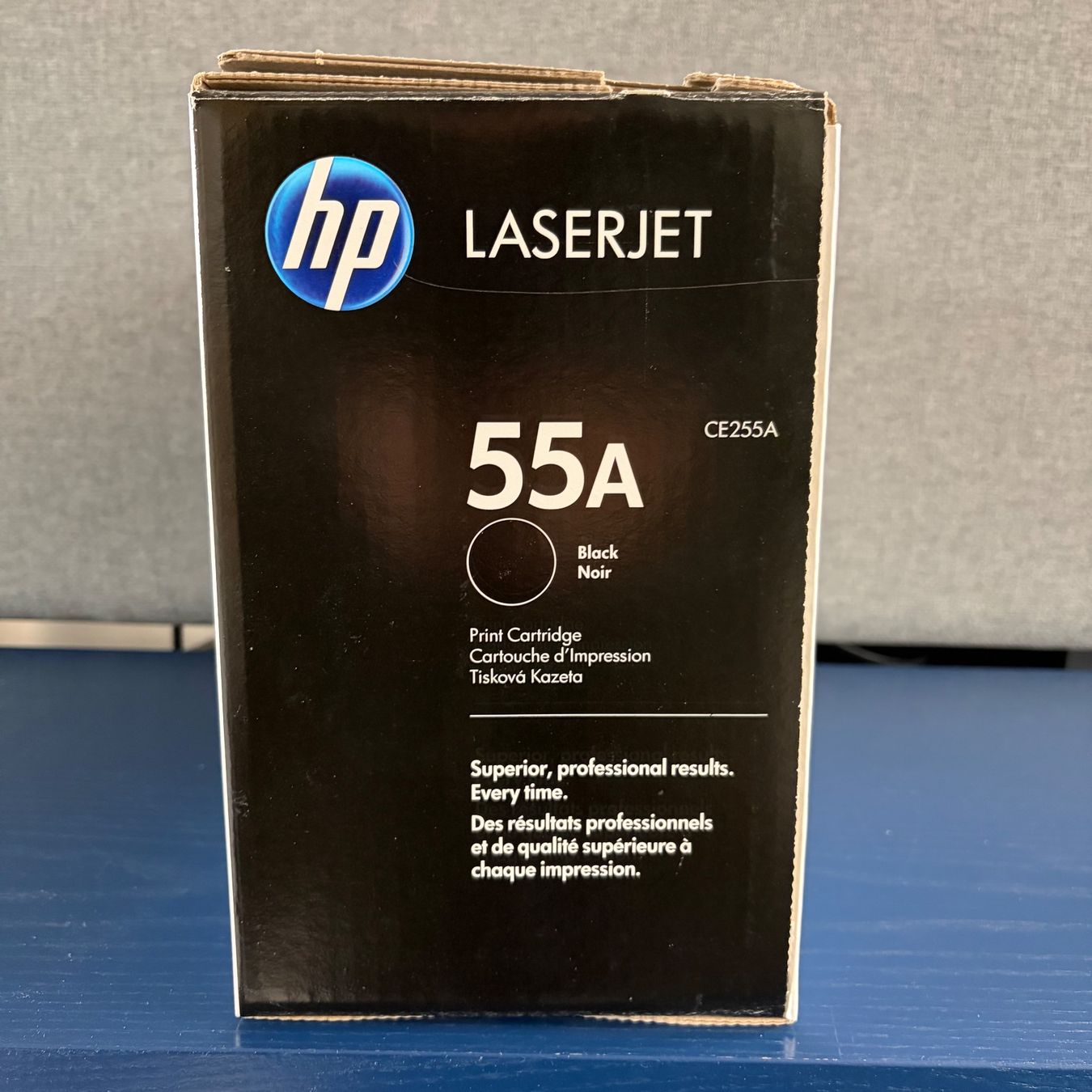 Hewlett Packard Cartucce per stampanti & toner: HP LaserJet 55A CE255A Toner Schwarz – Usato da Opfikon venduto da ZDem 1