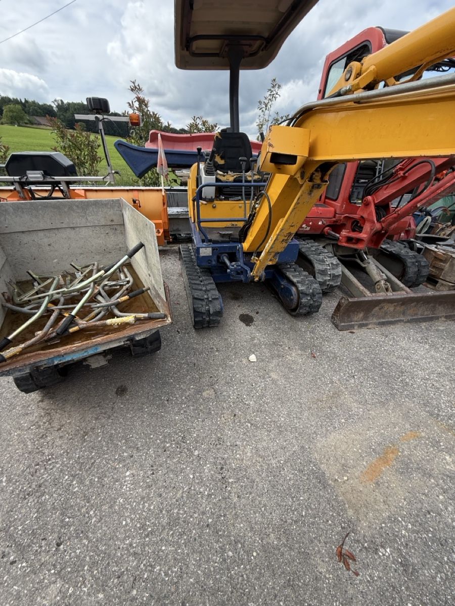 Hutter Escavatori: Bagger Raupenbagger Hutter IHI 18 Minibagger gelb/rot – Usato da Cormagens venduto da agho1