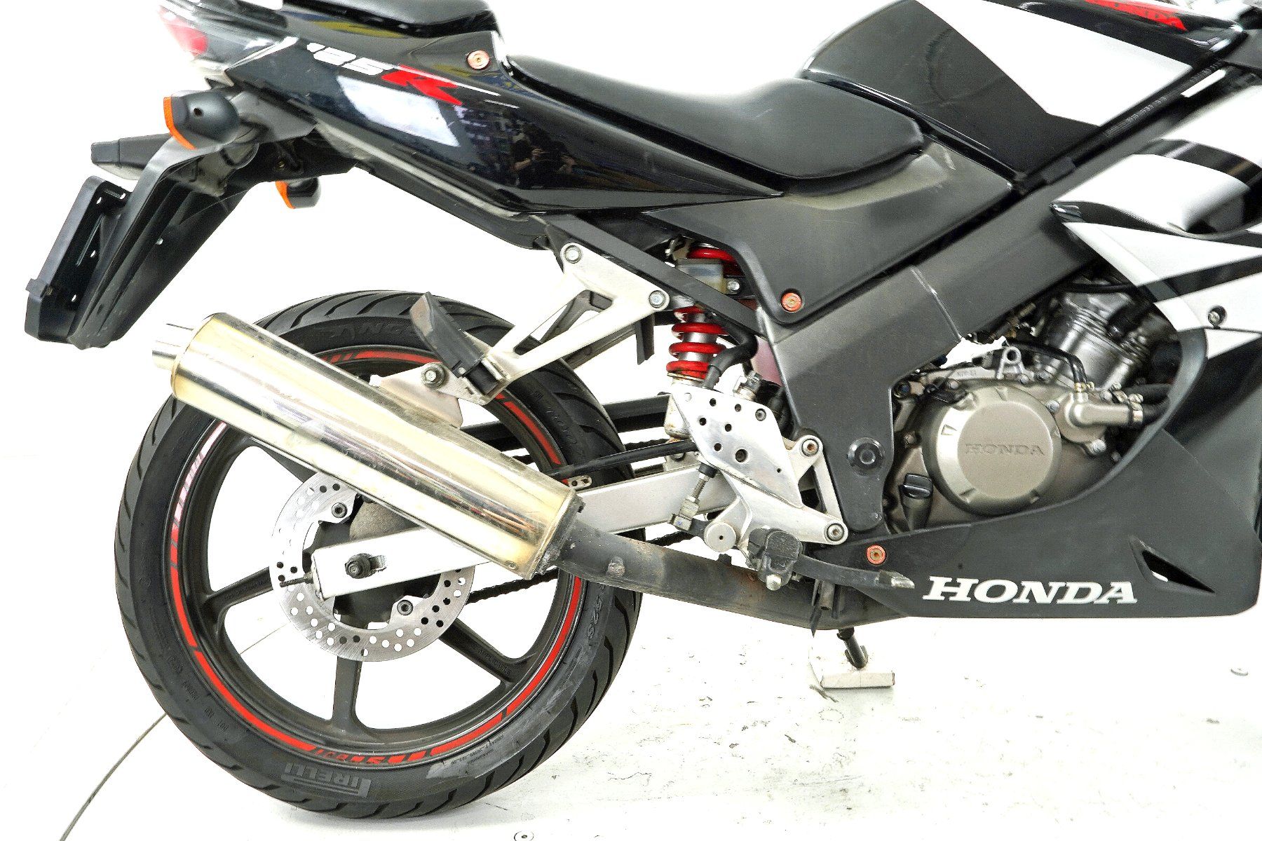 Honda Strasse: Honda CBR 125 R – Gebraucht aus Winterthur von MCW 6