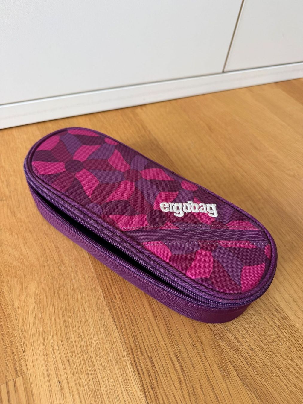 Ergobag Sacs & sacs à dos: Ergobag mit Sporttasche, Etuis und Regenhülle – D'occasion à Malans GR par Eitschi 8