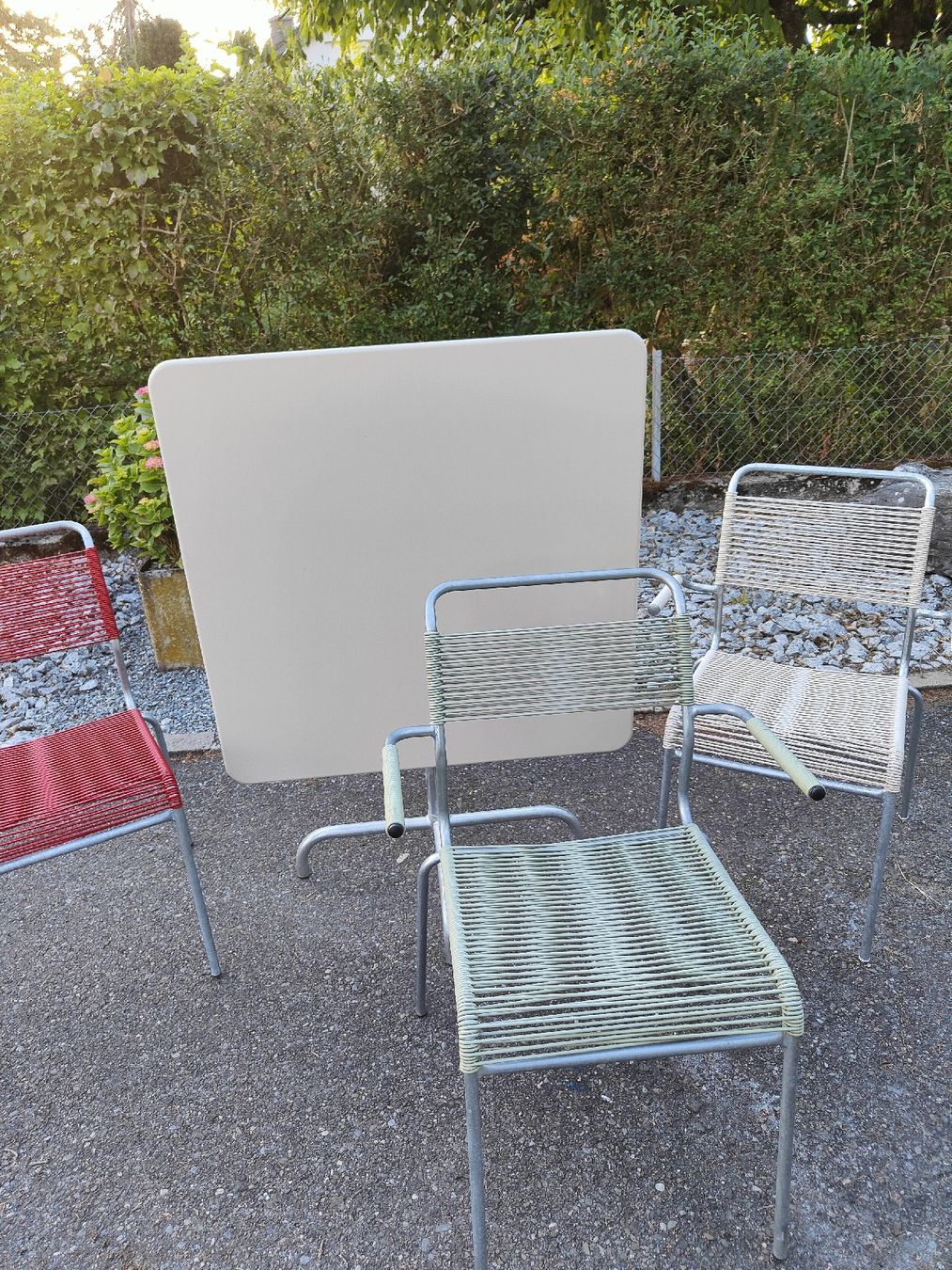 Tischset: Schaffner Bistro Tisch mit Spaghetti Stühle  – Neu (gemäss Beschreibung) aus Mellingen von Artrena 3