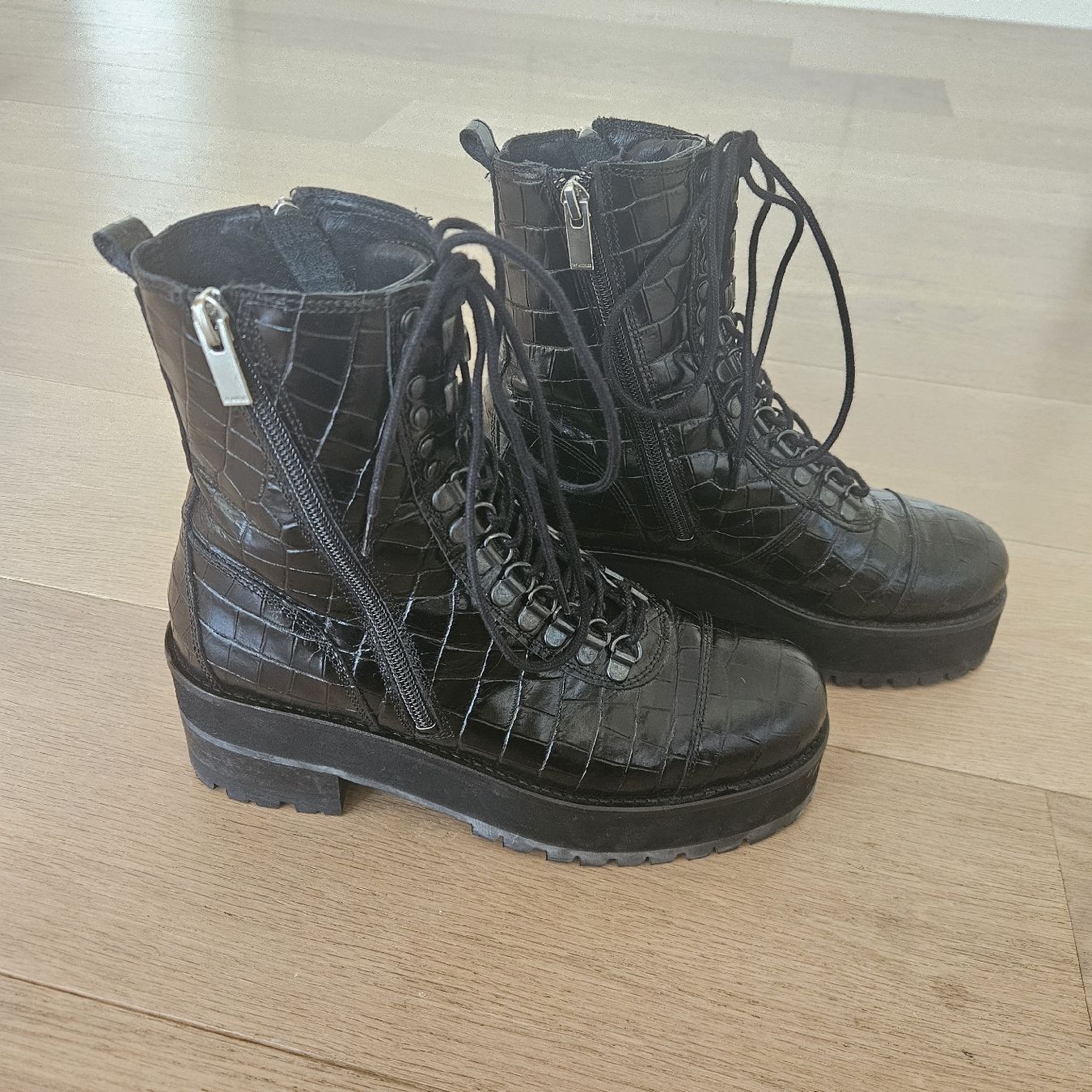 Scarpe da donna: The Kopples Plateau-Stiefel, Grösse 38 – Nuovo (secondo la descrizione) da Biel-Benken BL venduto da JanFlu 1